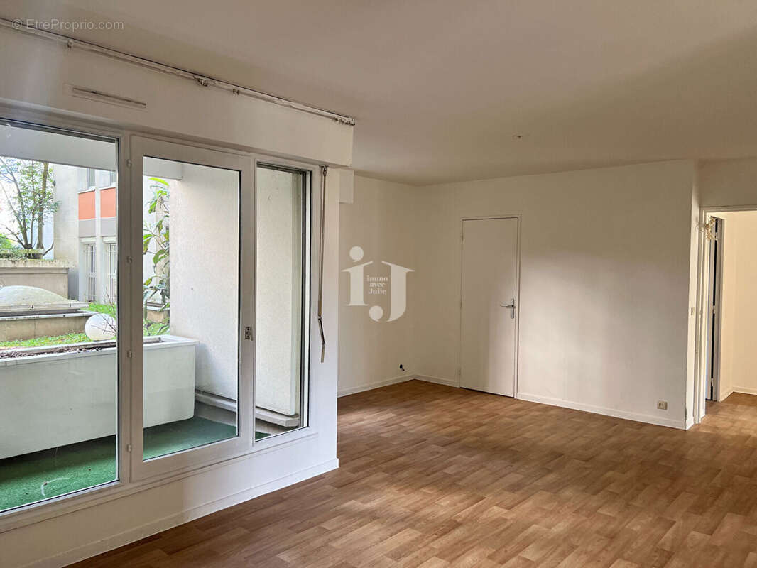 Appartement à EPINAY-SUR-SEINE