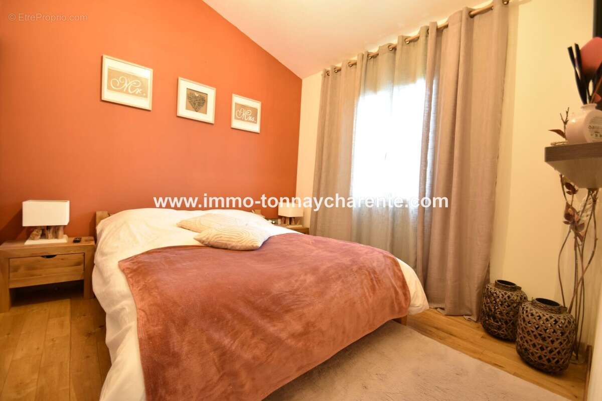 Maison à PONT-L'ABBE-D'ARNOULT