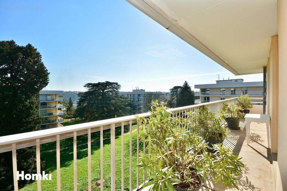 Appartement à LYON-9E
