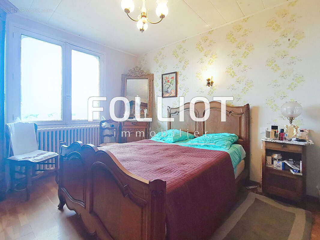 Maison à JULLOUVILLE