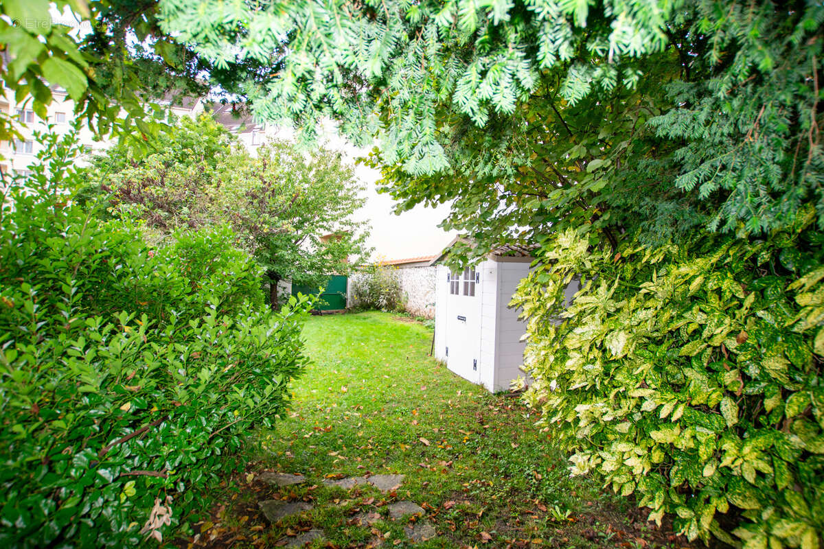 Maison  familiale -  centre ville - longjumeau - photo 3