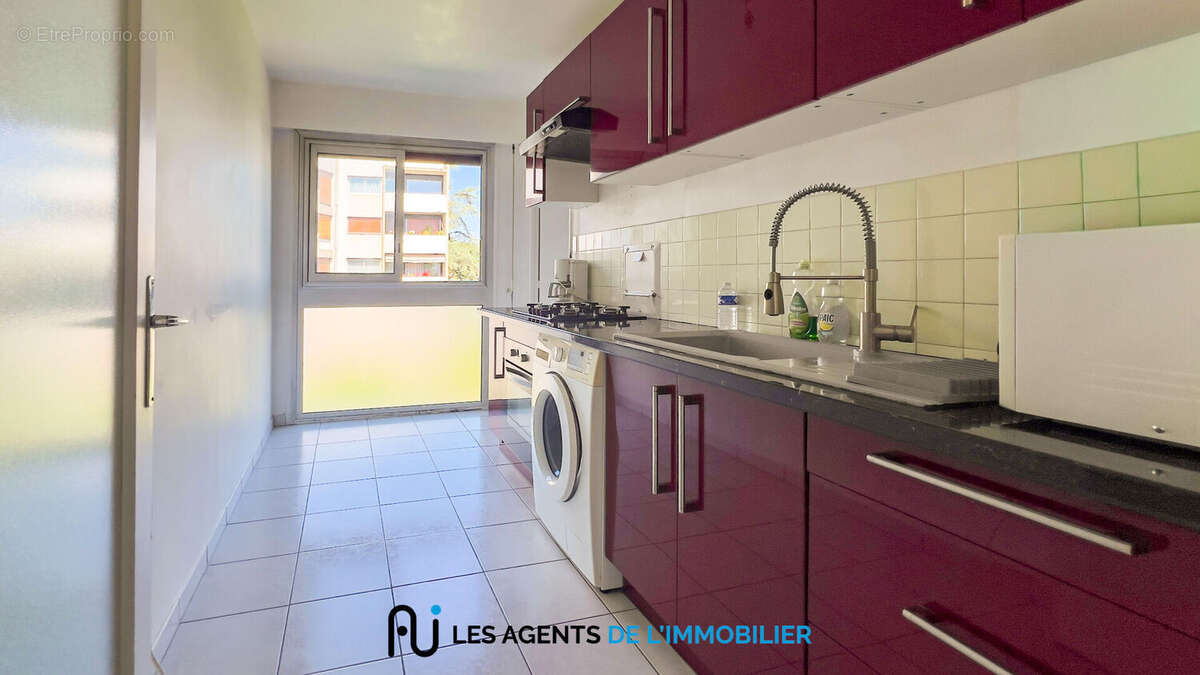 Appartement à NANTERRE