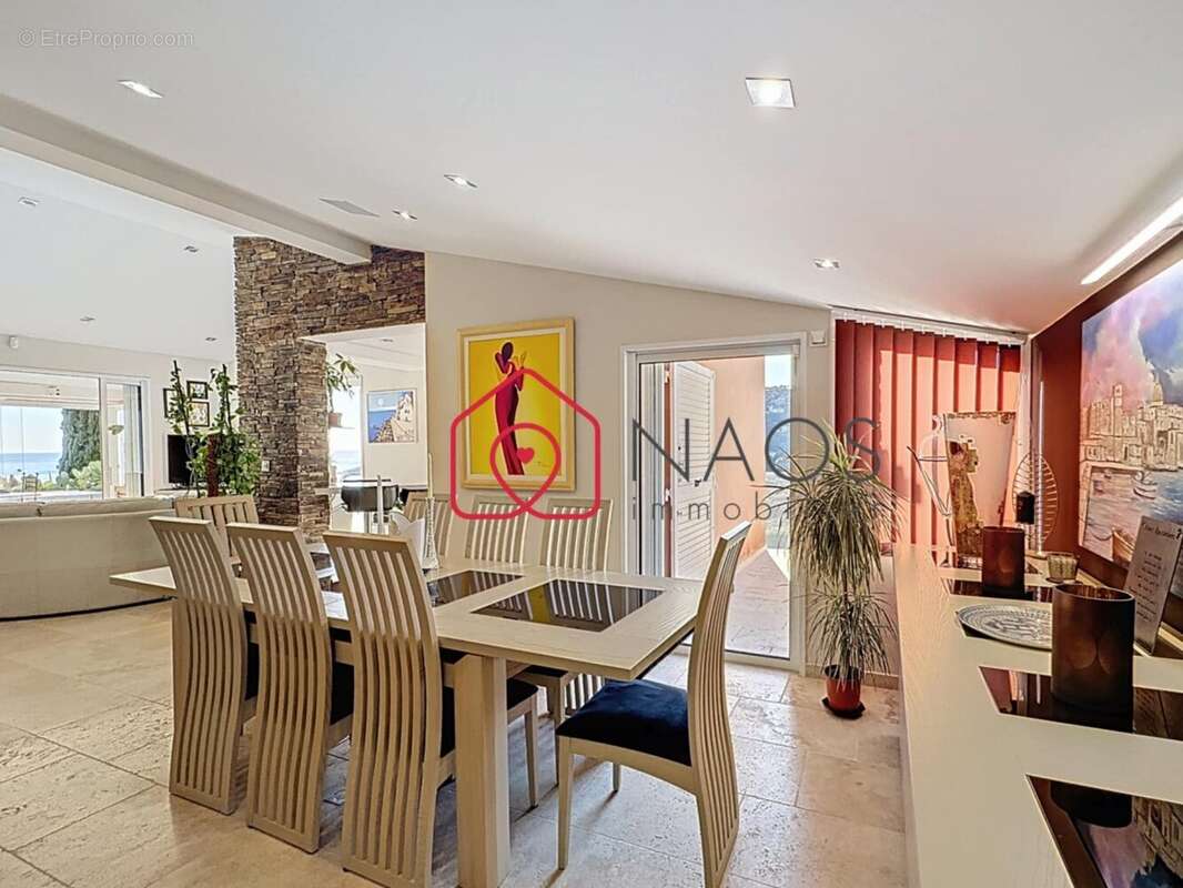 Maison à CAVALAIRE-SUR-MER