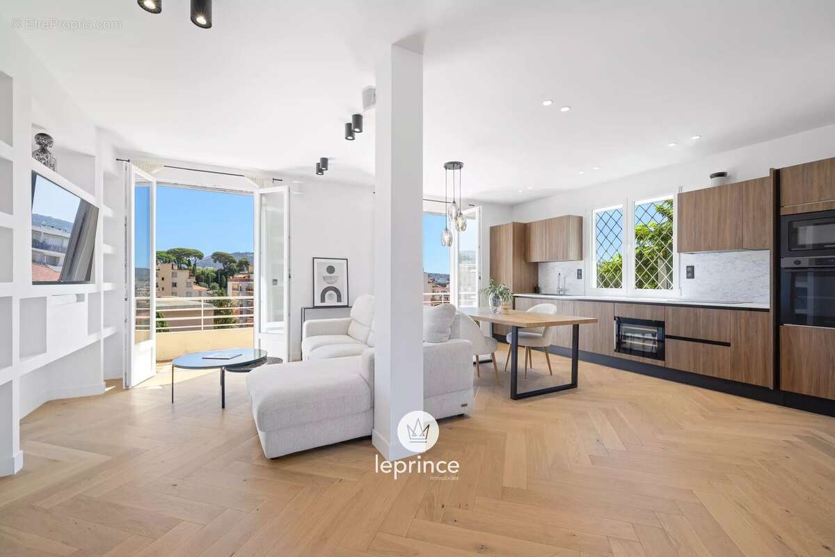 Appartement à NICE
