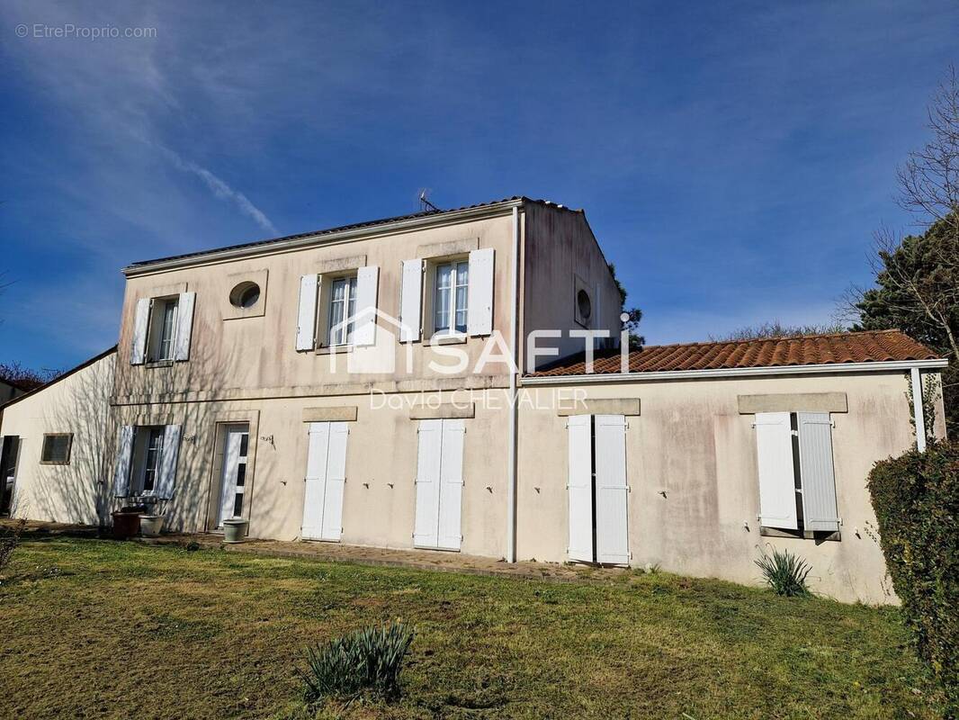 Photo 1 - Maison à SAINT-GENIS-DE-SAINTONGE