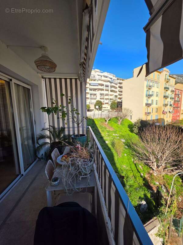 Appartement à BEAUSOLEIL