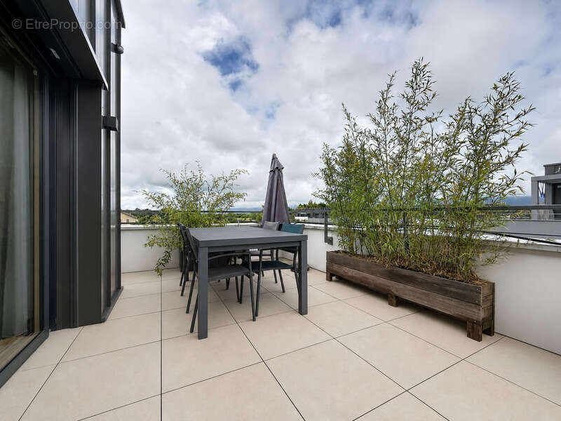 Appartement à ORNEX