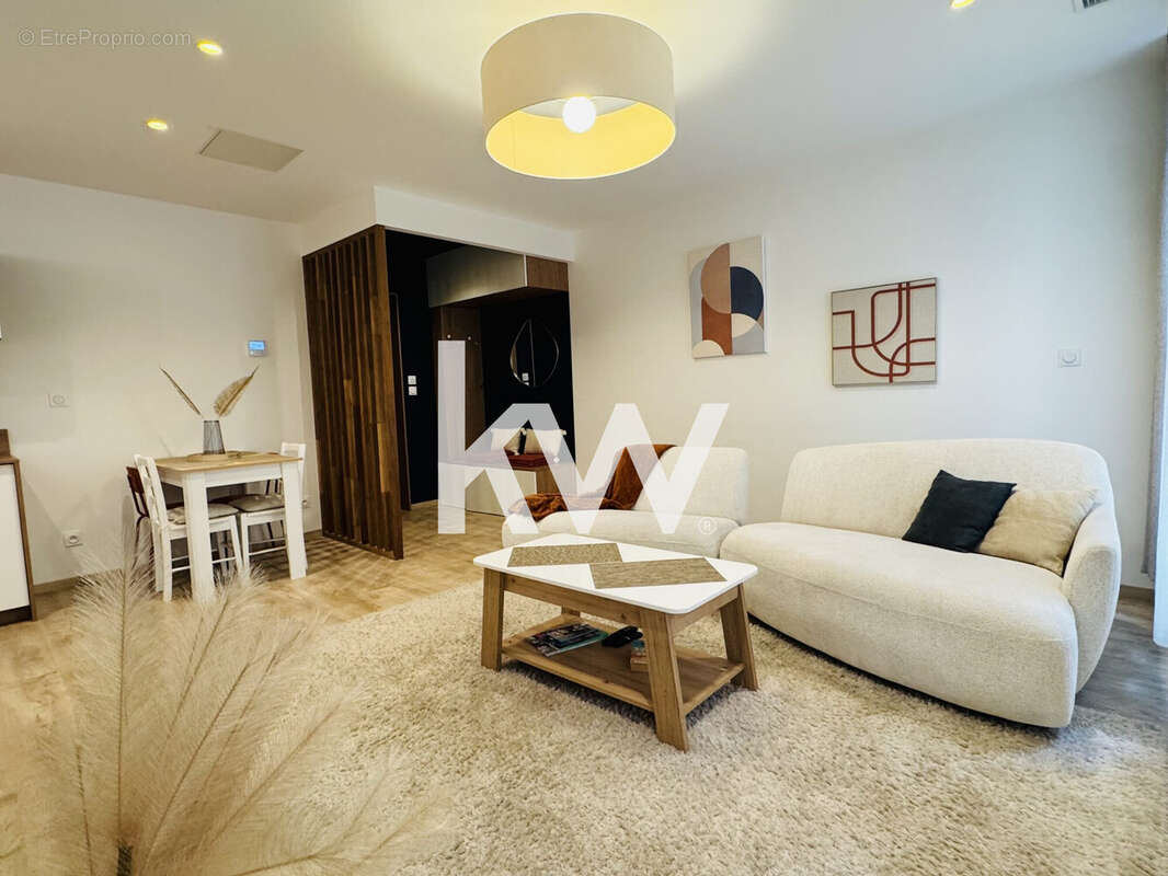 Appartement à SAINT-ETIENNE