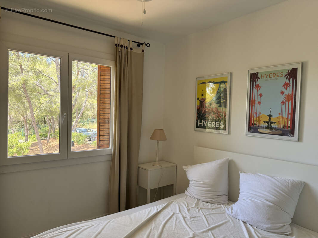 Appartement à BORMES-LES-MIMOSAS