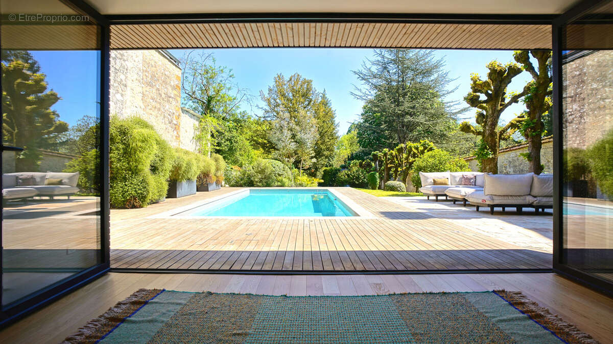 Maison à FONTAINEBLEAU