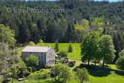 Maison à SAINT-LAURENT-DE-CERDANS