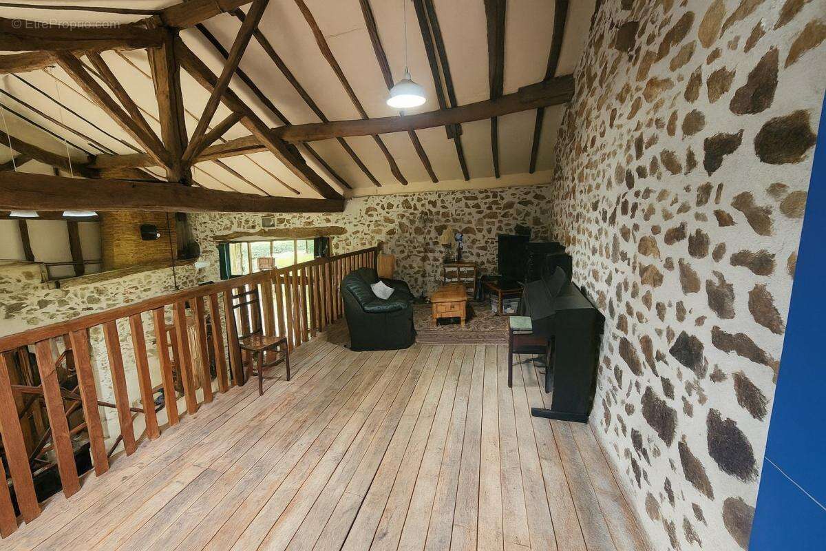 Maison à SAULGOND