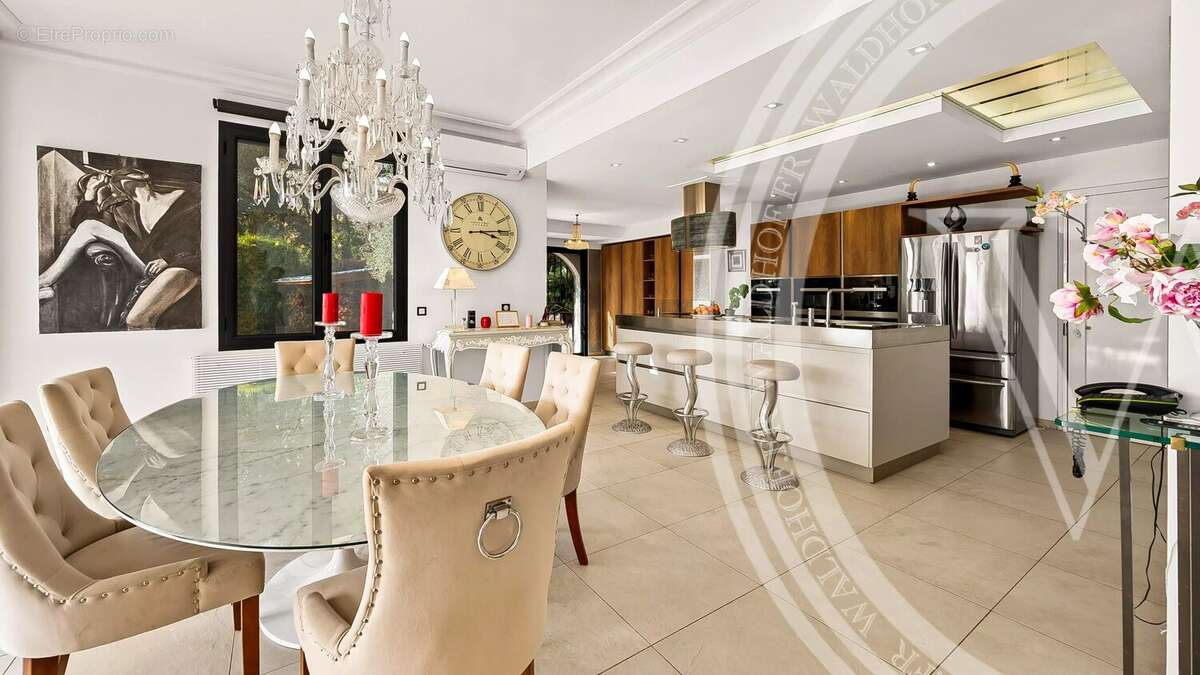 Maison à CANNES