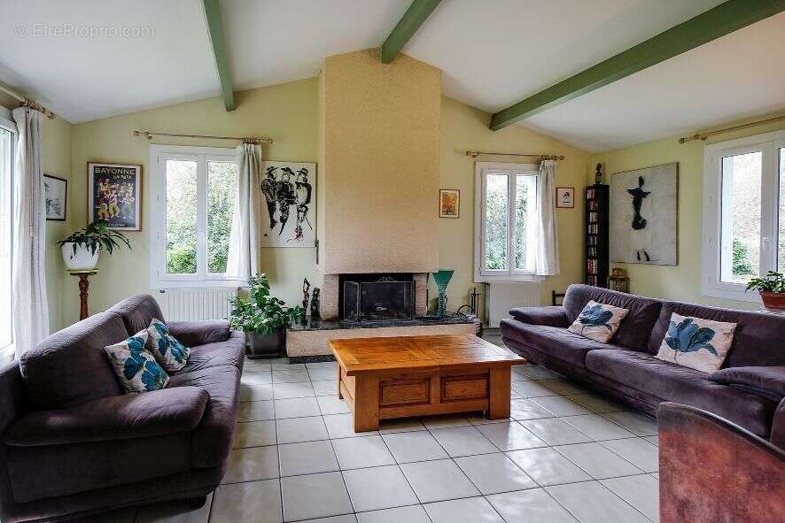 Maison à SAINT-LOUBES