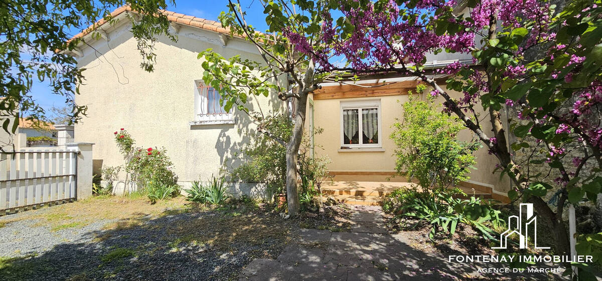 Maison à FONTAINES
