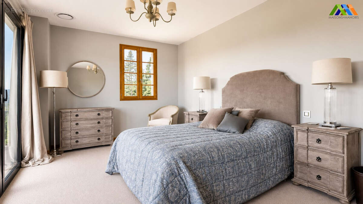 Maison 332 m² à Trie-Sur-Baise  - photo 9