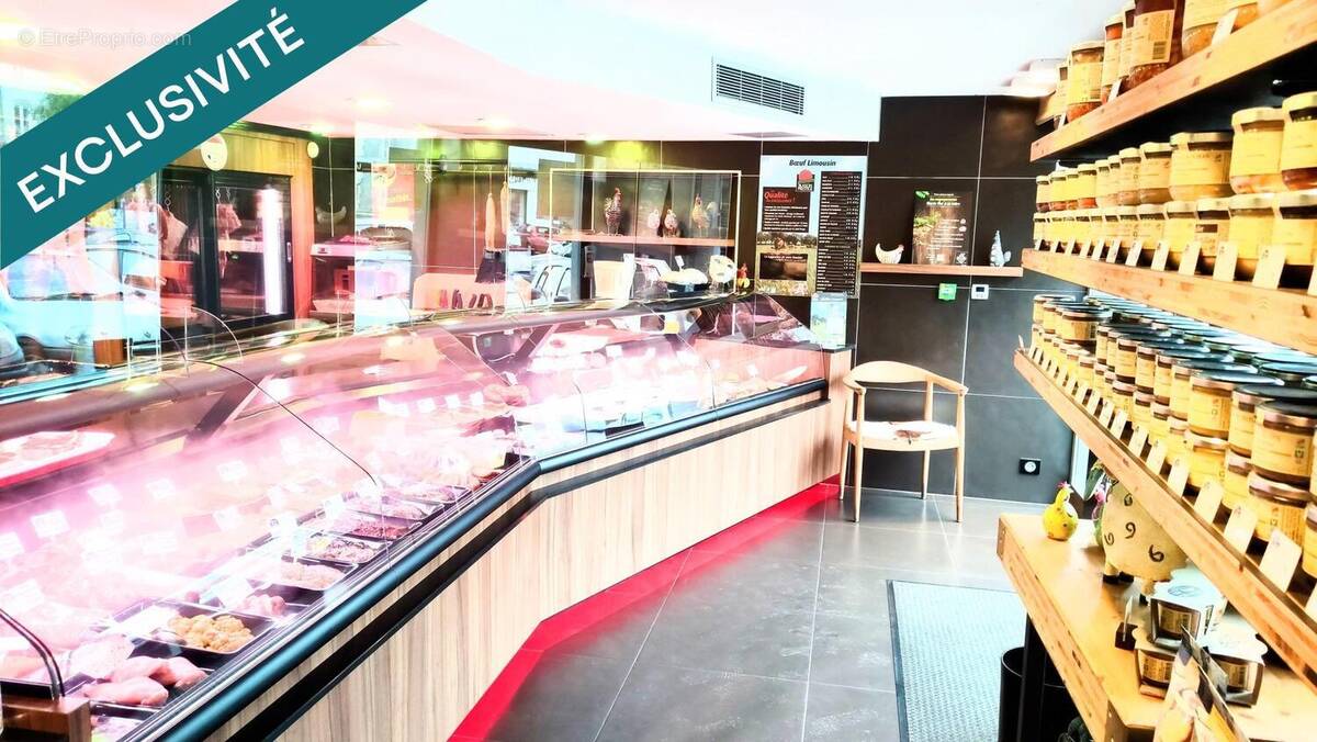 Photo 1 - Commerce à MIRECOURT