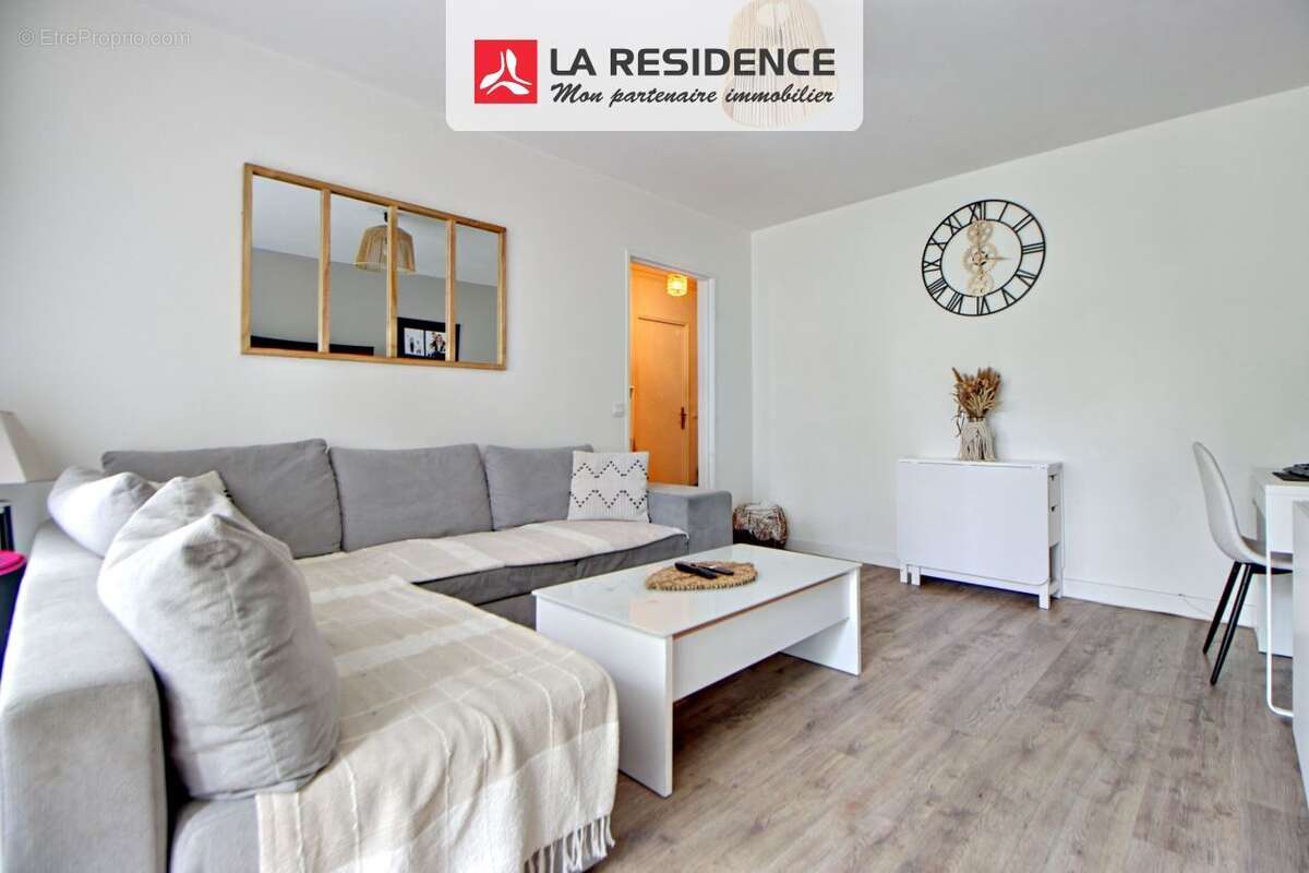 Appartement à VERNEUIL-SUR-SEINE