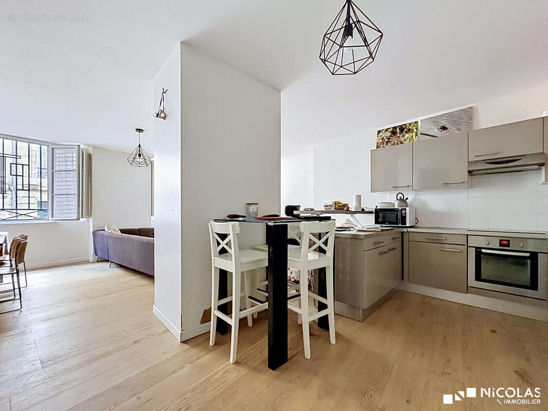 Appartement à BORDEAUX