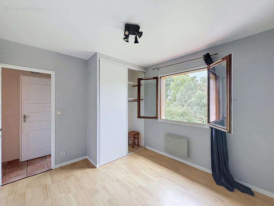Lanta : Maison T5 avec garage et jardin arboré - photo 7