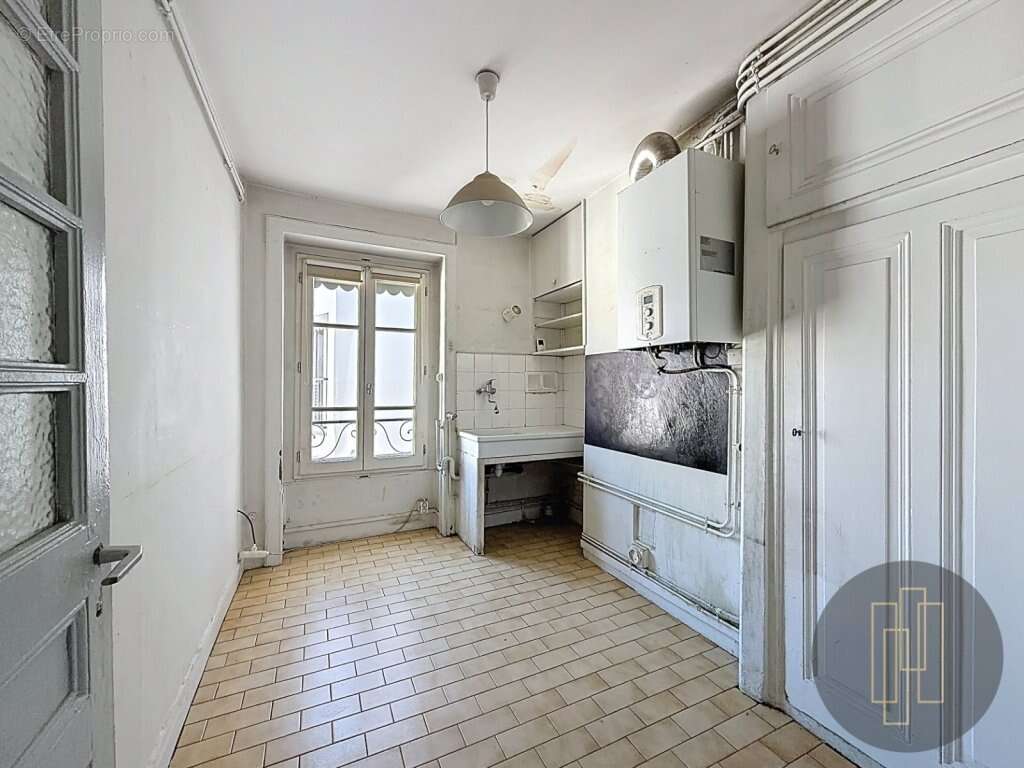 Appartement à LYON-6E