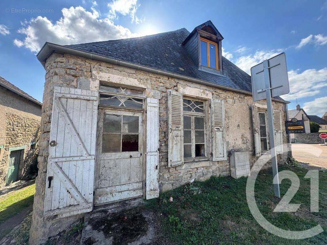 Maison à AUNAY-EN-BAZOIS