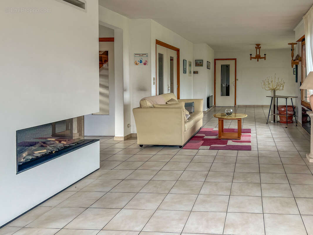 Maison à SAINGHIN-EN-MELANTOIS