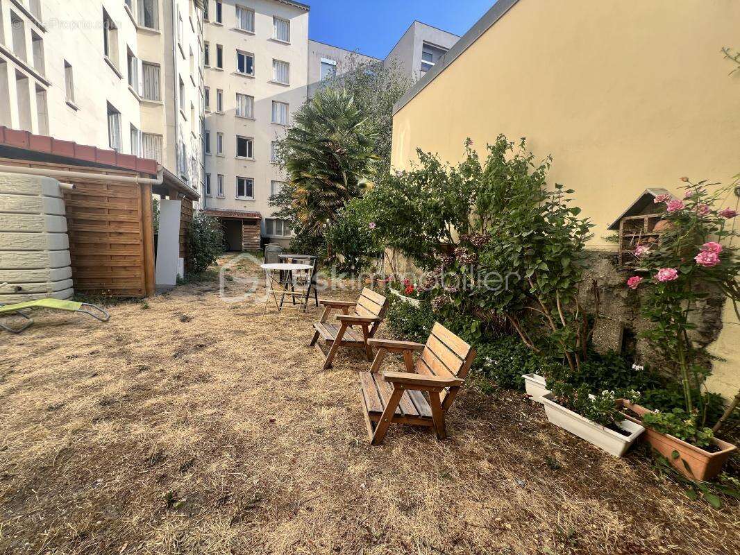 Appartement 3 PIÈCES /63 m² /3ᵉ ÉTAGE Proche des transports Métro L7 et L14 - photo 10