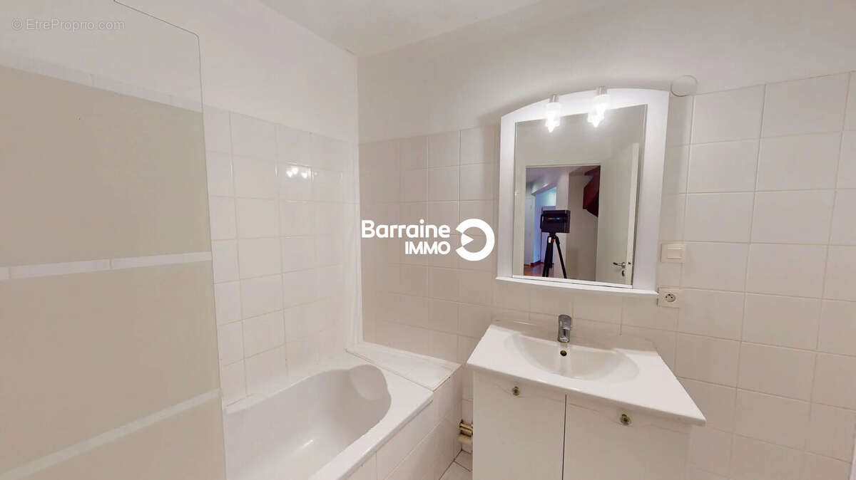 Hennebont centre - appartement en duplex au dernier etage avec ascenseur - photo 9