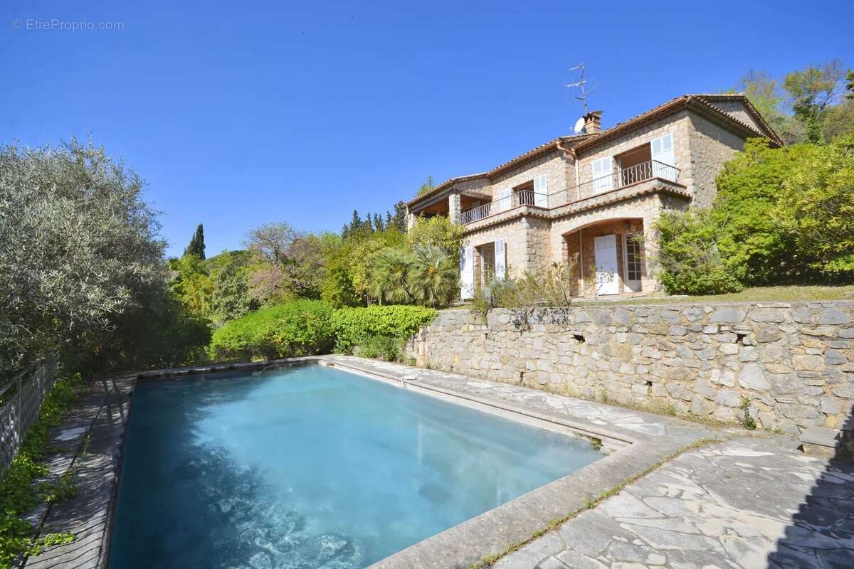 Maison à GRASSE