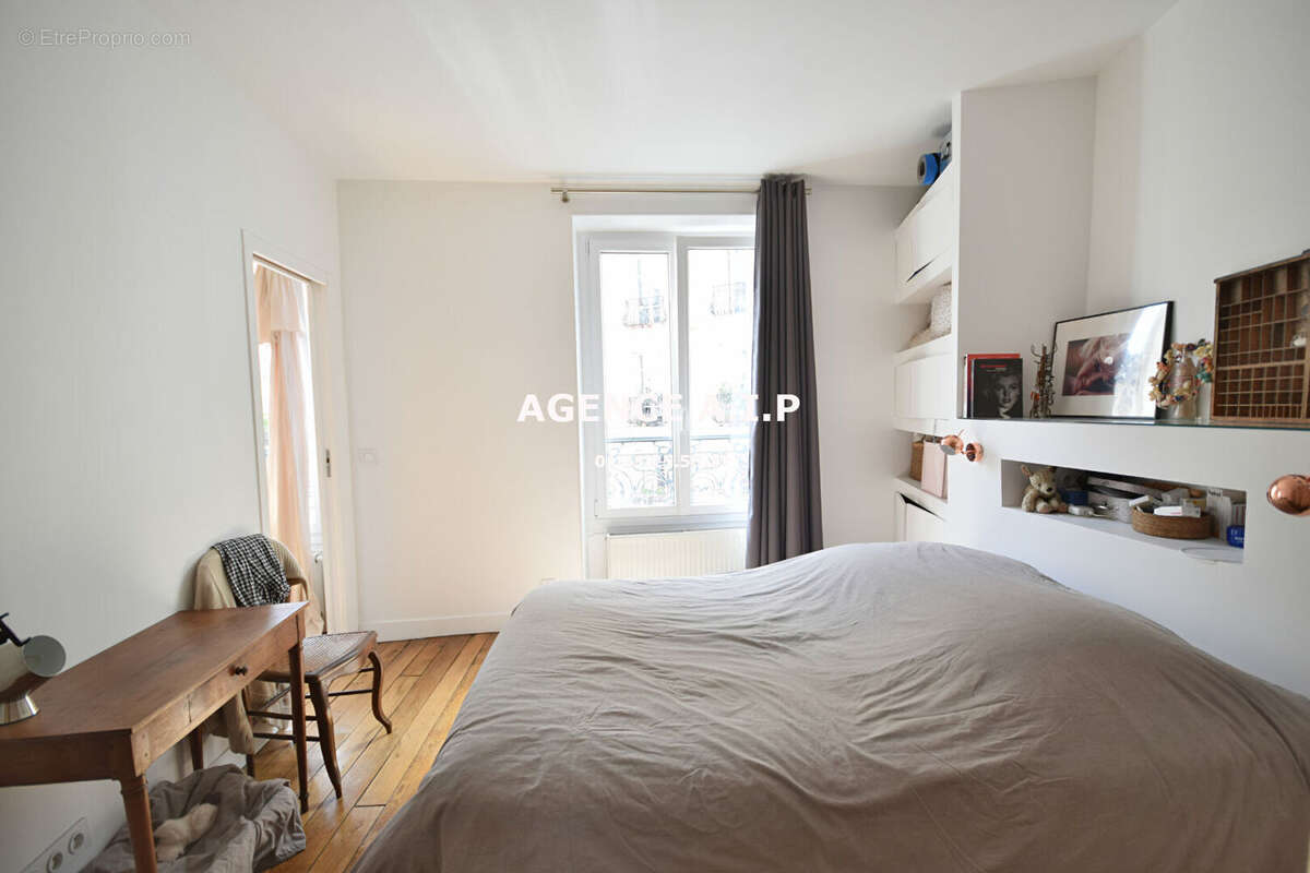 Appartement à PARIS-18E