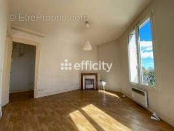 Appartement à CHOISY-LE-ROI