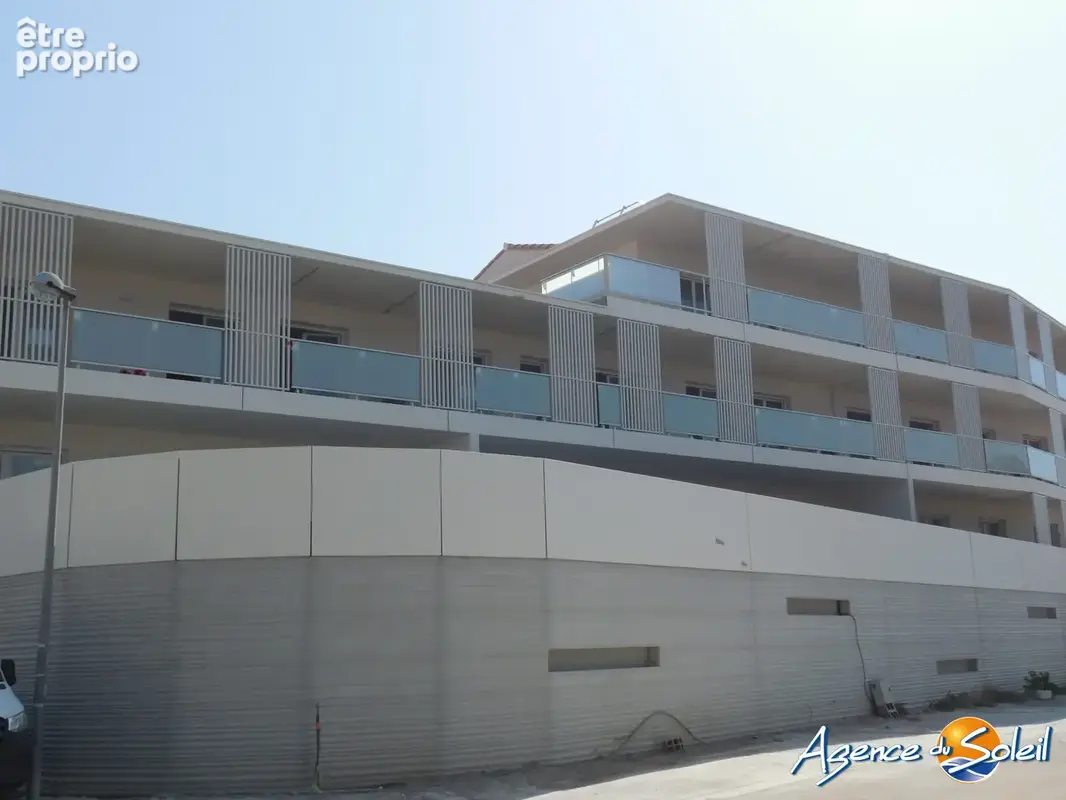 Appartement 3 pièces 71 m² à vendre à Port-La-Nouvelle (11210) - photo 2