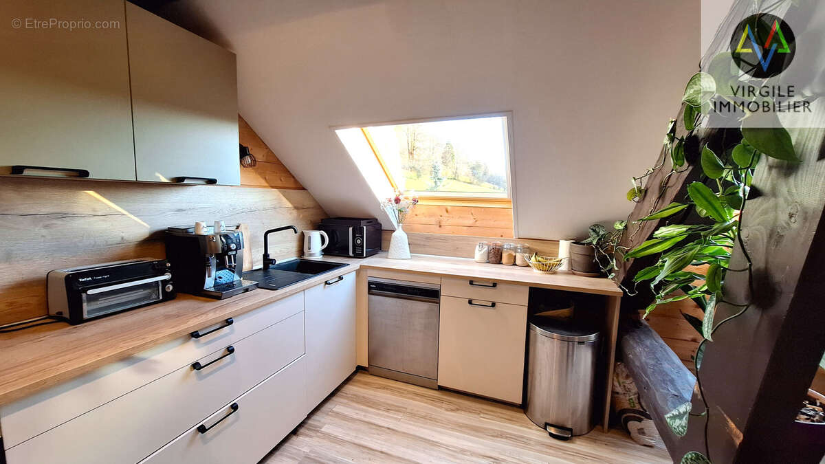 Appartement à REMORAY-BOUJEONS
