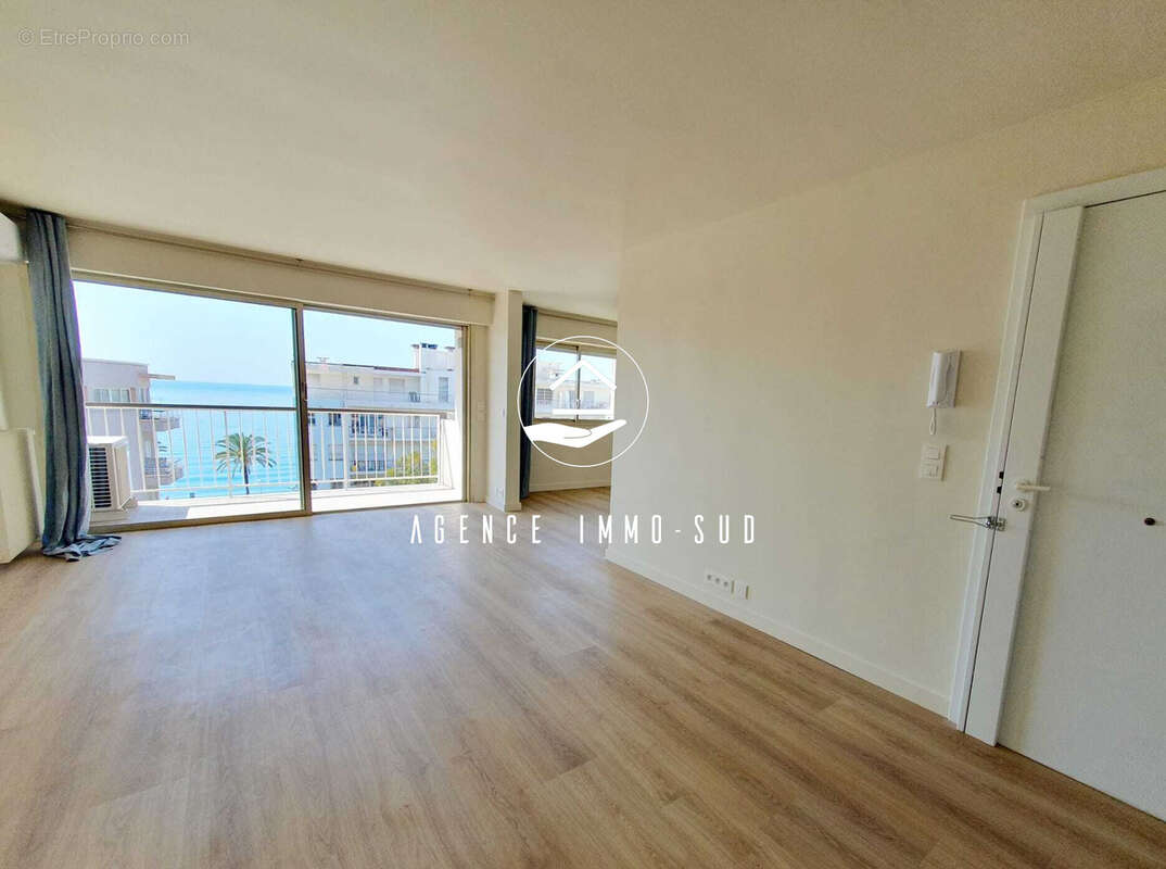 Appartement à CAGNES-SUR-MER