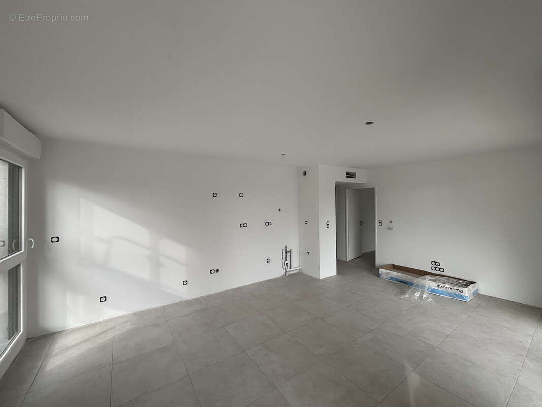 Appartement à LUNEL