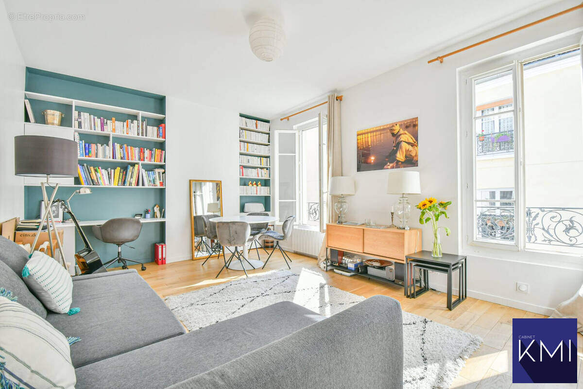 Appartement à PARIS-11E