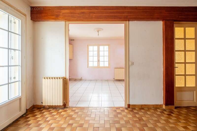 Maison à LA JARRIE