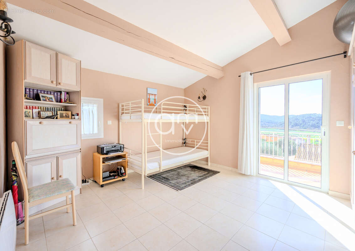 Maison à PIERREFEU-DU-VAR