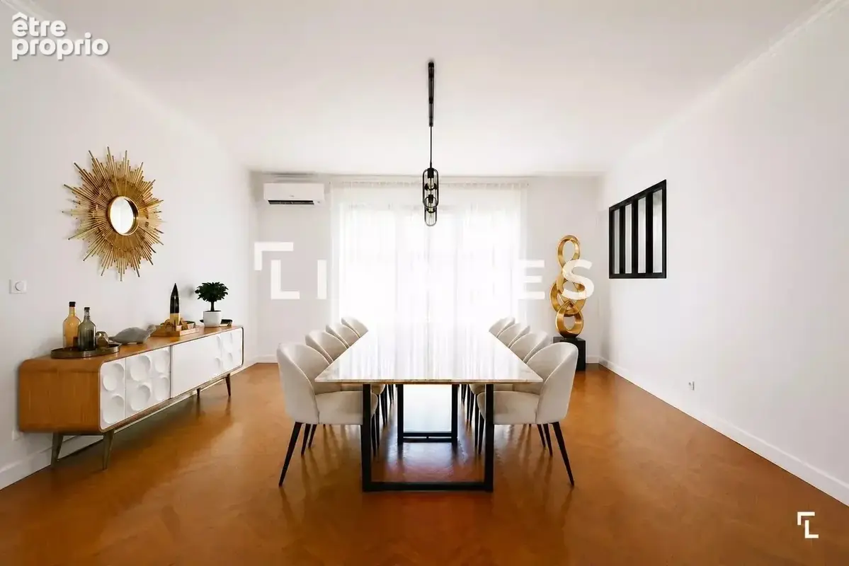 MON MERMOZ - Appartement T3/T4 de 115m2 - Deux balcons - Cave - 13008 CARRE D'OR - photo 3