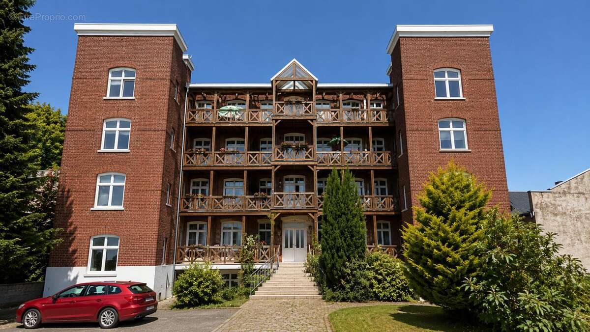 Pour investisseurs !! appartement 57 m² .t2 possibilité t3 –.hyper centre tourcoing . 69 800 € fai – rentabilité jusqu’à 14 % - photo 9