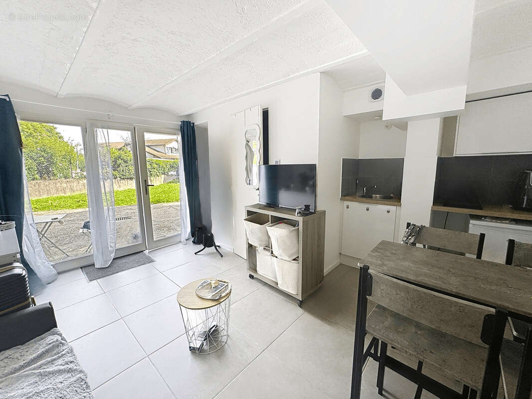 Appartement à SAINT-MARTIN-D'HERES