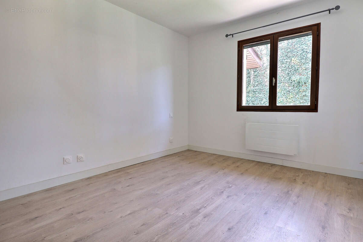 Maison à SAINT-ANDRE-DE-CUBZAC