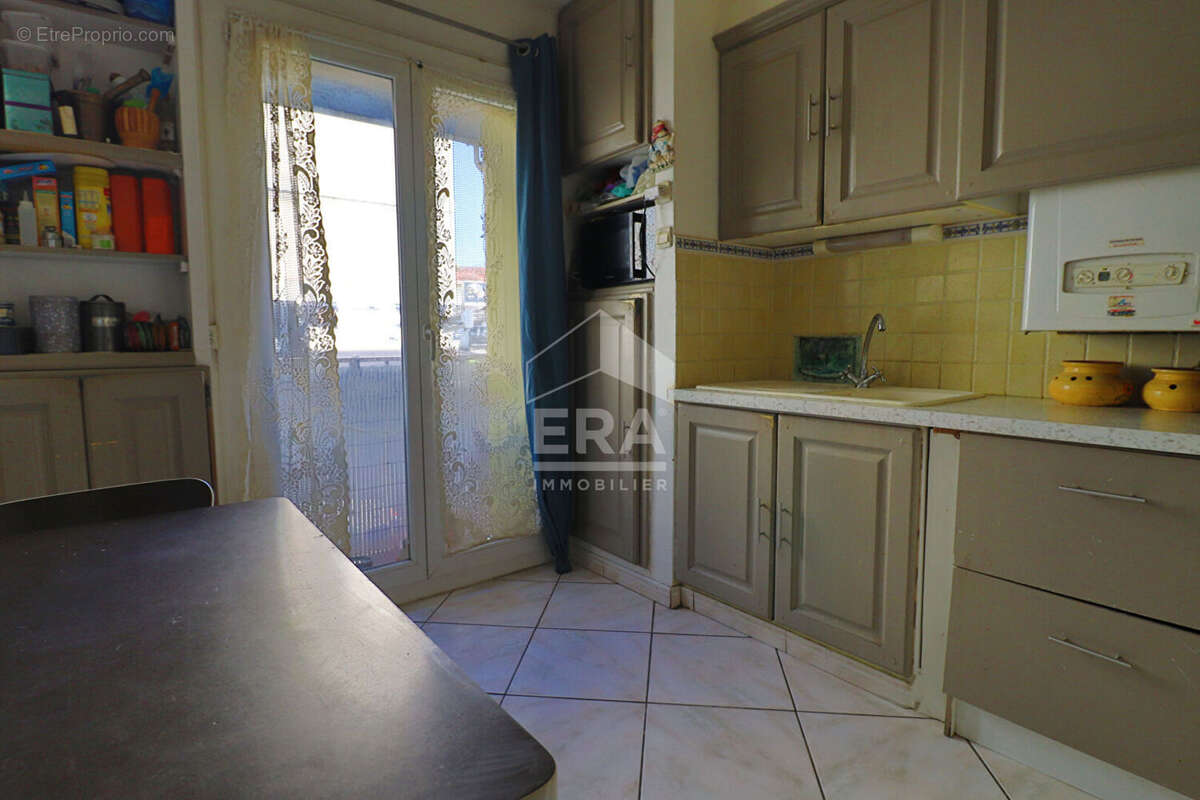 Appartement à MARSEILLE-9E