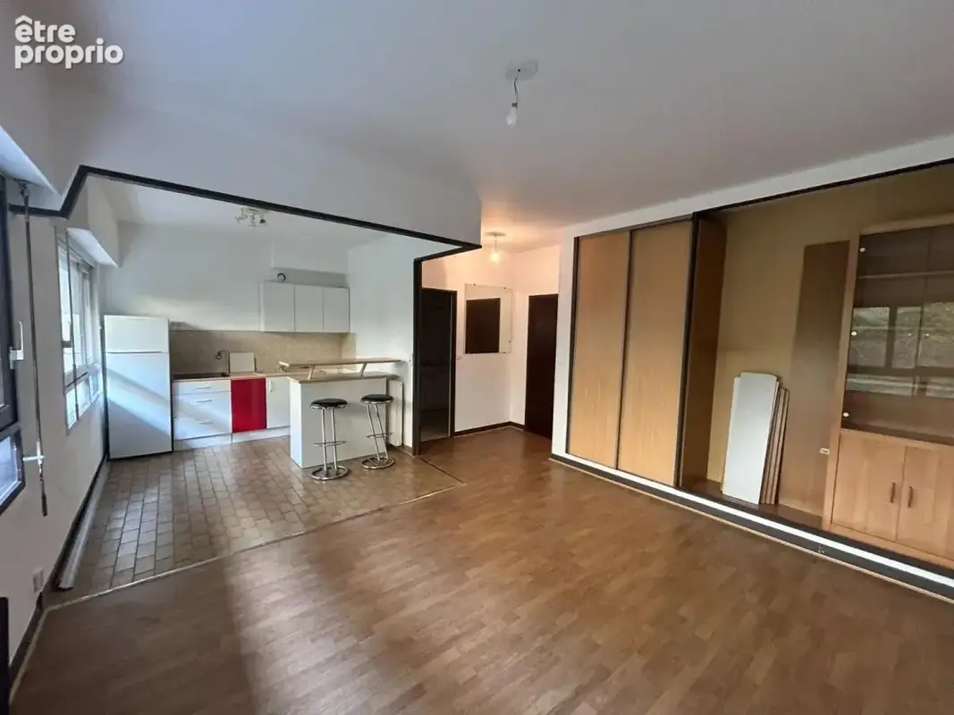 Appartement 1 pièce 33 m² à vendre à Reims (51100) - photo 2
