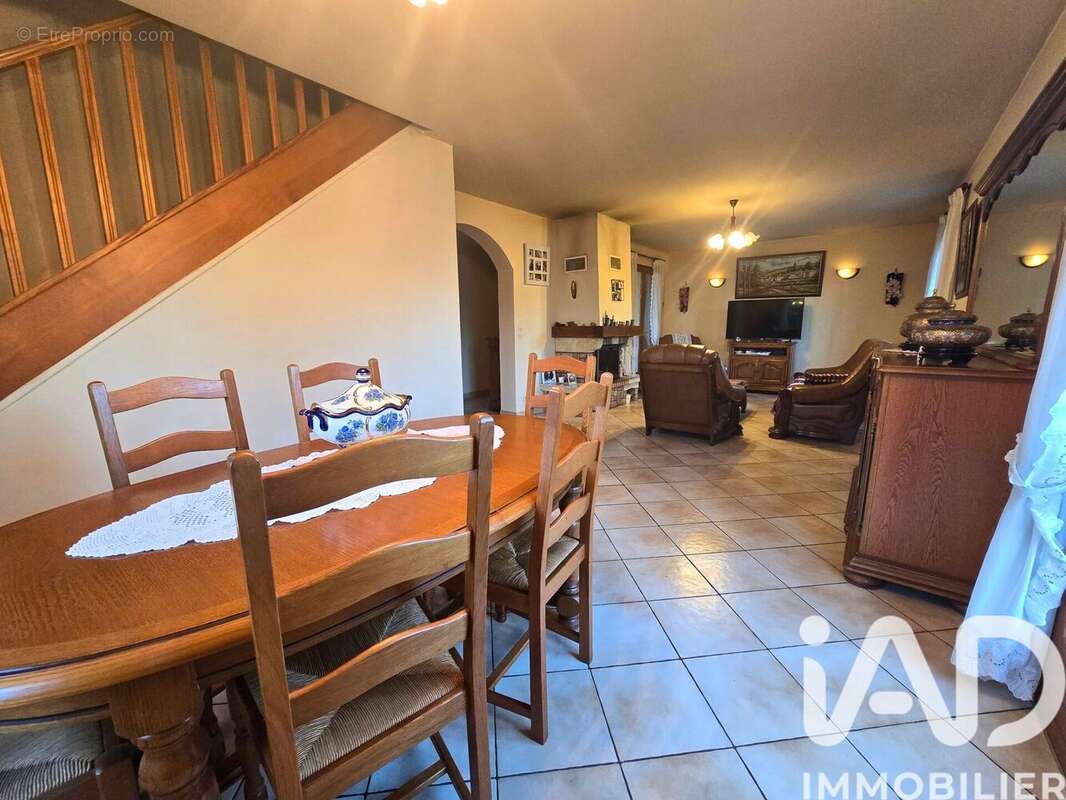 Photo 4 - Maison à SAINTE-GENEVIEVE-DES-BOIS
