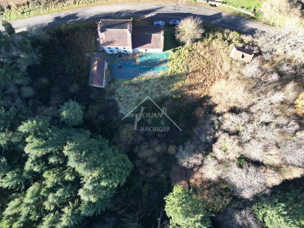 Maison à SAINT-ELOY-LES-MINES