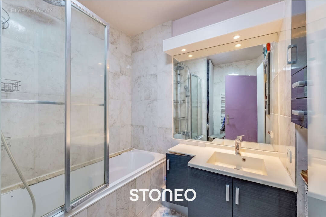 Appartement à ISSY-LES-MOULINEAUX
