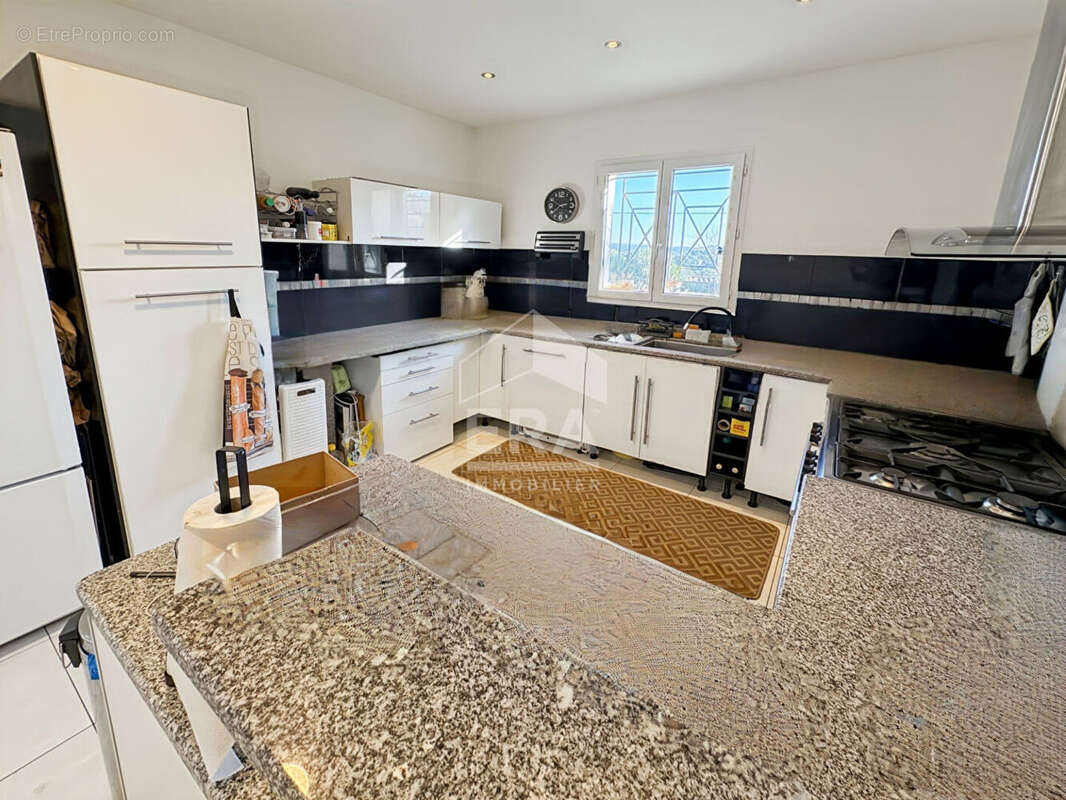 Maison à SEPTEMES-LES-VALLONS