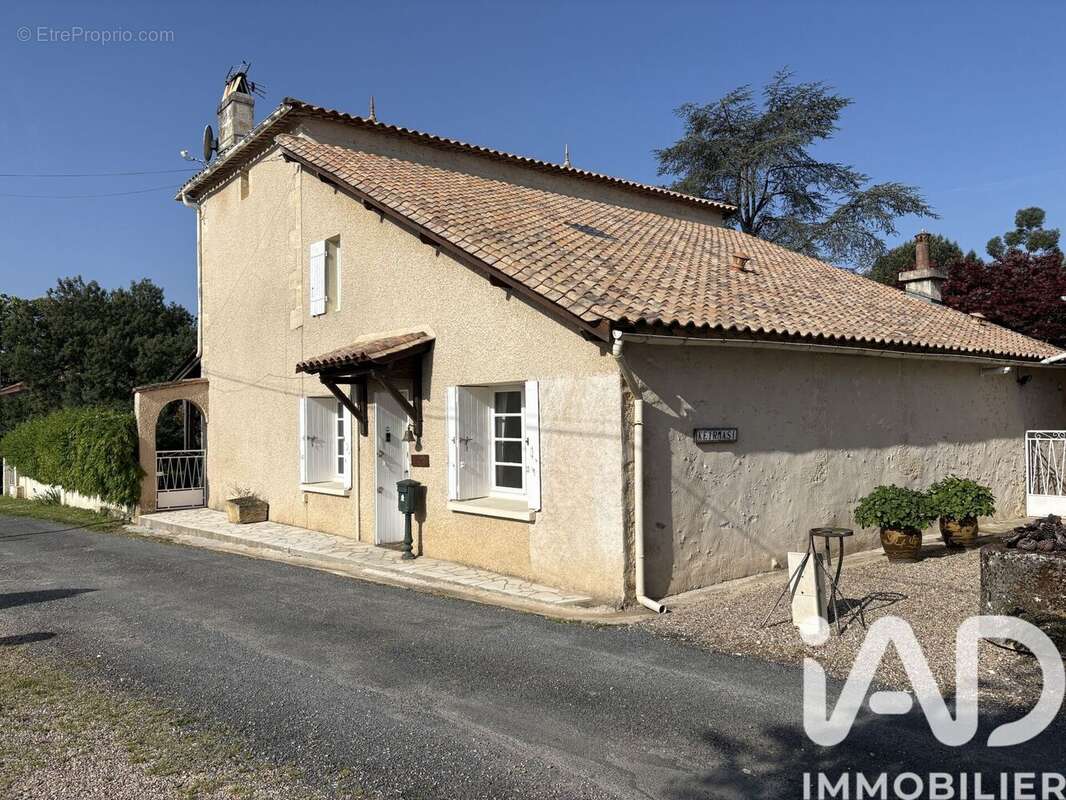 Photo 3 - Maison à LAMOTHE-MONTRAVEL
